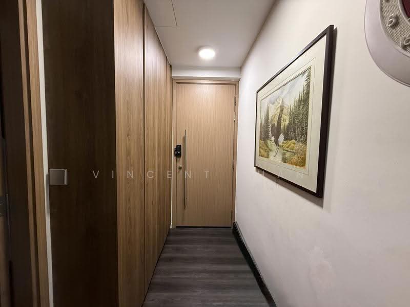 Q Bay Residences, 1 Tampines Street 86, Pasir Ris / Tampines, 2 Bedrooms, 883 sqft, Condominium For Sale, by Vincent Chan, 500295056 - Foyer - PropertyGuru.com.sg
