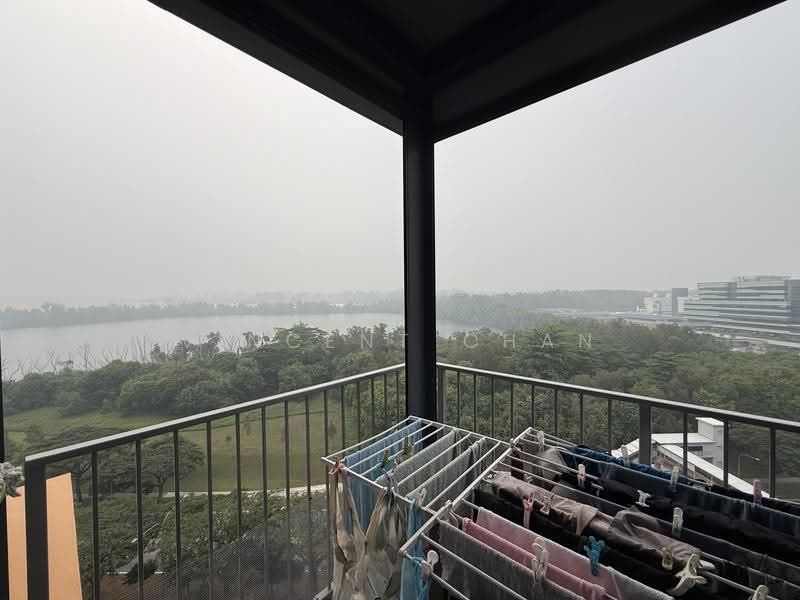 Q Bay Residences, 1 Tampines Street 86, Pasir Ris / Tampines, 2 Bedrooms, 883 sqft, Condominium For Sale, by Vincent Chan, 500295056 - Balcony - PropertyGuru.com.sg