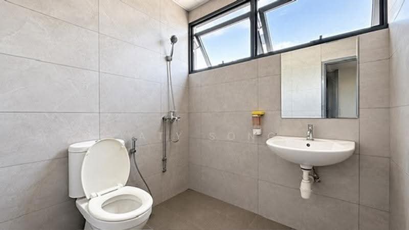 T-Space, Pasir Ris / Tampines, 1,150 sqft, Factory / Workshop (B2) For Rent, by Katy Song, 500295085 - Bathroom - CommercialGuru.com.sg
