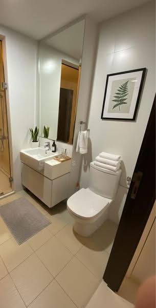 Siglap Investor's Dream! One Plus Study Easy Rent. Best Facing. Tenanted 2 Years., East Coast / Marine Parade, 1 Bedroom, 517 sqft, Condominium For Sale, by CD Sung, 500295086 - Bathroom - PropertyGuru.com.sg