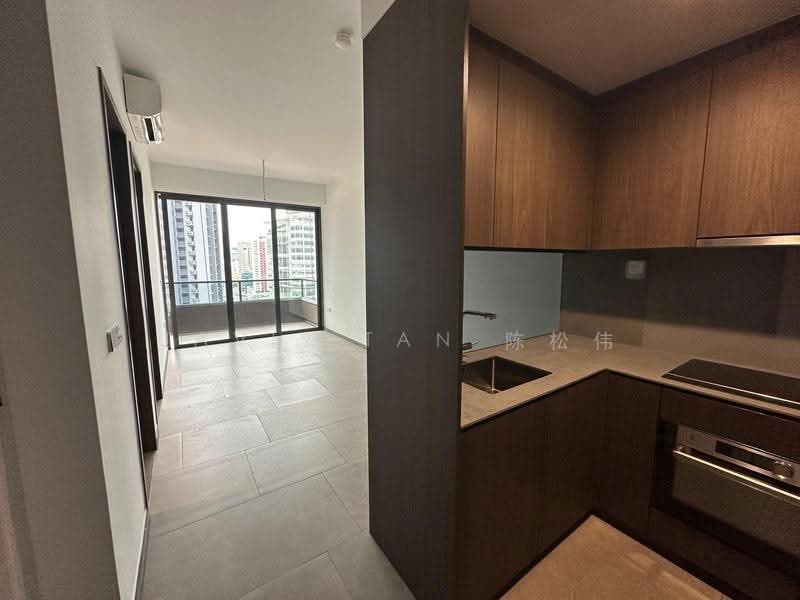 Midtown Modern, 18 Tan Quee Lan Street, Beach Road / Bugis / Rochor, 4 Bedrooms, 1,808 sqft, Condominium For Rent, by Javis Tan 陈松伟, 500295092 - Kitchen - PropertyGuru.com.sg