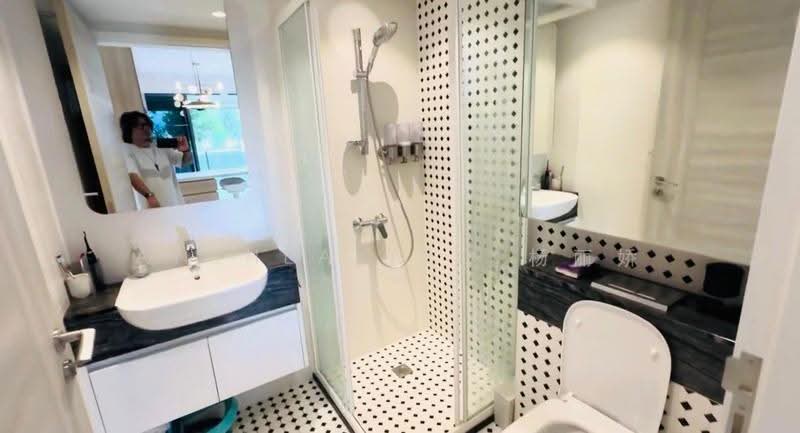 Sophia Hills, 13 Mount Sophia, Orchard / River Valley, 2 Bedrooms, 700 sqft, Condominium For Rent, by Anthea Yeo 杨丽娇, 500295094 - Bathroom - PropertyGuru.com.sg