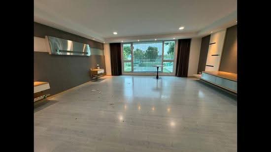 BIG 2.5STOREY SEMI-DETACHED @ KEMBANGAN ESTATE, Kembangan, Lengkong Satu, Mazuki, Senang, Marican, Eunos / Geylang / Paya Lebar, 5 Bedrooms, 5,000 sqft, Semi-Detached House For Sale, by Sylvia Lau, 500295098 - PropertyGuru.com.sg