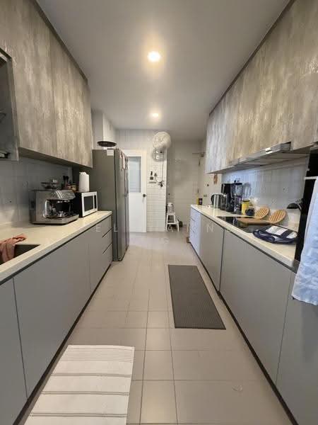 Astrid Meadows, 42 Coronation Road West, Tanglin / Holland / Bukit Timah, 3 Bedrooms, 2,045 sqft, Condominium For Sale, by Kellyanne Ng, 500295102 - Kitchen - PropertyGuru.com.sg