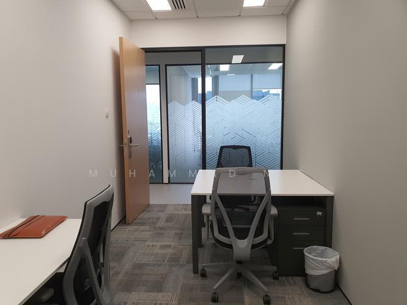 LOW PRICE! 2~3 PAX SUITE NICELY FITTED SERVICED OFFICE IN PLQ 1 NEAR MRT, LOW PRICE! 2~3 PAX SUITE NICELY FITTED SERVICED OFFICE IN PLQ 1 NEAR MRT, Eunos / Geylang / Paya Lebar, 90 sqft, Office For Rent, by Muhammad N S, 500295110 - CommercialGuru.com.sg