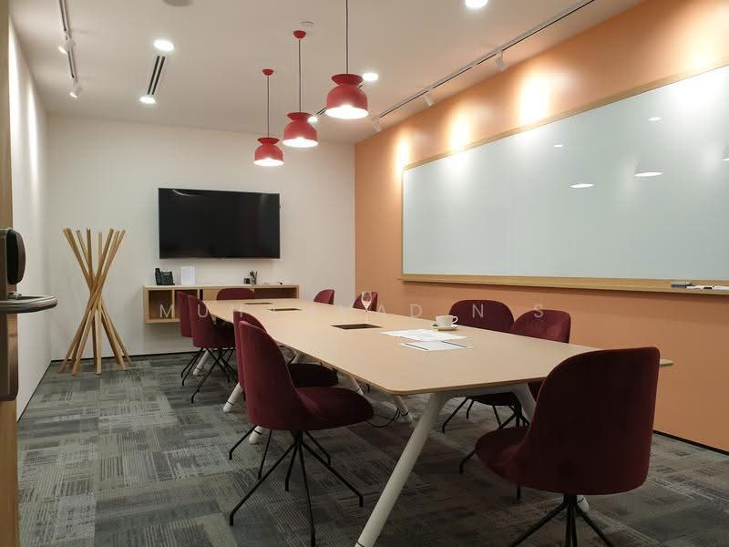 LOW PRICE! 2~3 PAX SUITE NICELY FITTED SERVICED OFFICE IN PLQ 1 NEAR MRT, LOW PRICE! 2~3 PAX SUITE NICELY FITTED SERVICED OFFICE IN PLQ 1 NEAR MRT, Eunos / Geylang / Paya Lebar, 90 sqft, Office For Rent, by Muhammad N S, 500295110 - Interior - CommercialGuru.com.sg