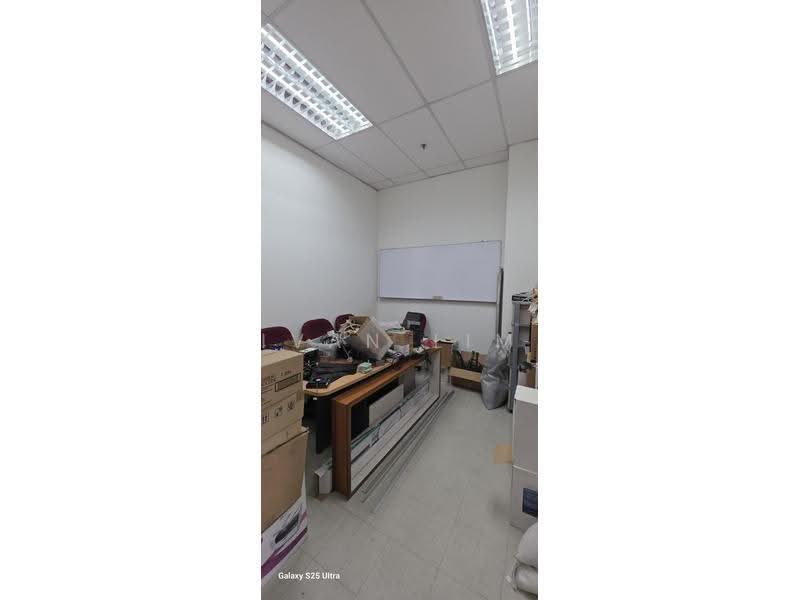 Midview Building, 50 Bukit Batok Street 23, Dairy Farm / Bukit Panjang / Choa Chu Kang, 1,518 sqft, Light Industrial (B1) For Sale, by Ivan Lim, 500295112 - Study - CommercialGuru.com.sg