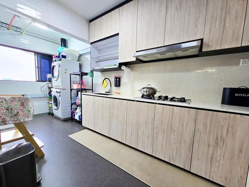297B Choa Chu Kang Avenue 2, 297B Choa Chu Kang Avenue 2, Dairy Farm / Bukit Panjang / Choa Chu Kang, 3 Bedrooms, 1,087 sqft, HDB Flat For Sale, by Siti Nurainina Binte Saaet (Nina Saaet), 500295158 - PropertyGuru.com.sg