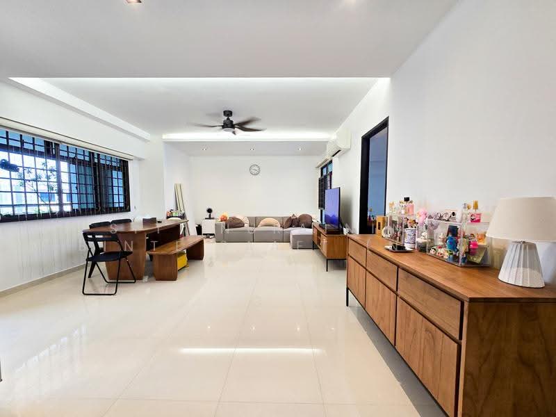297B Choa Chu Kang Avenue 2, 297B Choa Chu Kang Avenue 2, Dairy Farm / Bukit Panjang / Choa Chu Kang, 3 Bedrooms, 1,087 sqft, HDB Flat For Sale, by Siti Nurainina Binte Saaet (Nina Saaet), 500295158 - PropertyGuru.com.sg