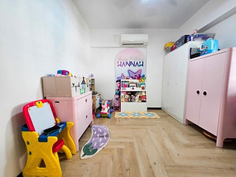 297B Choa Chu Kang Avenue 2, 297B Choa Chu Kang Avenue 2, Dairy Farm / Bukit Panjang / Choa Chu Kang, 3 Bedrooms, 1,087 sqft, HDB Flat For Sale, by Siti Nurainina Binte Saaet (Nina Saaet), 500295158 - PropertyGuru.com.sg