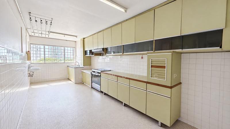 537 Ang Mo Kio Avenue 5, 537 Ang Mo Kio Avenue 5, Ang Mo Kio / Bishan / Thomson, 3 Bedrooms, 990 sqft, HDB Flat For Sale, by Roman Woo C P, 500295181 - Kitchen - PropertyGuru.com.sg
