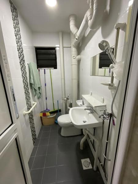 403 Sin Ming Avenue, 403 Sin Ming Avenue, Ang Mo Kio / Bishan / Thomson, 2 Bedrooms, 689 sqft, HDB Flat For Sale, by Evelyn Wee, 500295188 - PropertyGuru.com.sg