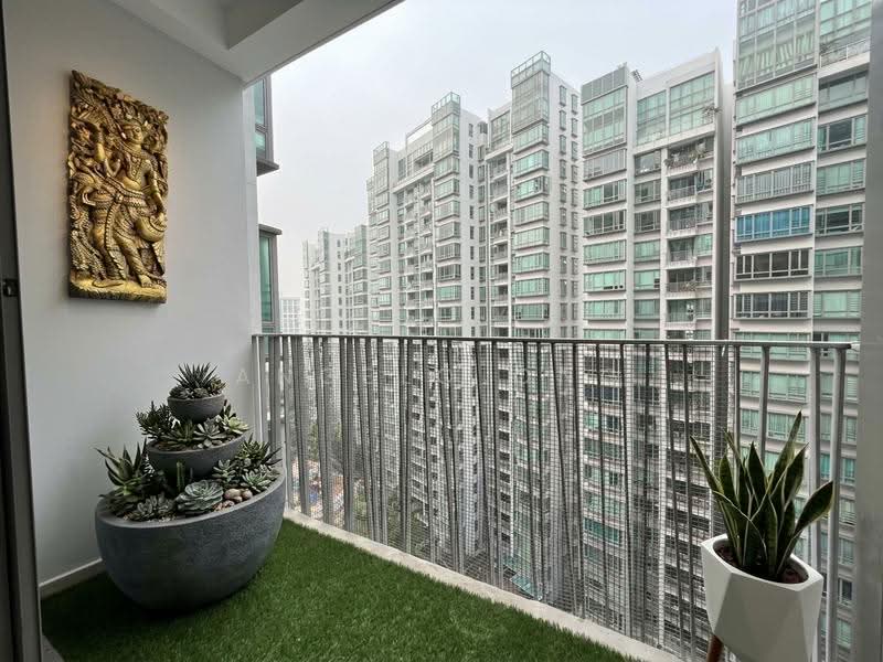 The Quintet, 36 Choa Chu Kang Street 64, Dairy Farm / Bukit Panjang / Choa Chu Kang, 4 Bedrooms, 1,561 sqft, Condominium For Sale, by Angelo Ong, 500295190 - Balcony - PropertyGuru.com.sg