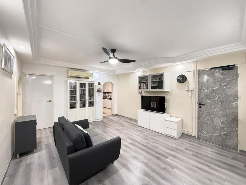 6 Lorong Lew Lian, 6 Lorong Lew Lian, Hougang / Punggol / Sengkang, 4 Bedrooms, 1,055 sqft, HDB Flat For Sale, by Ken Chiu 周吉烽, 500295196 - PropertyGuru.com.sg