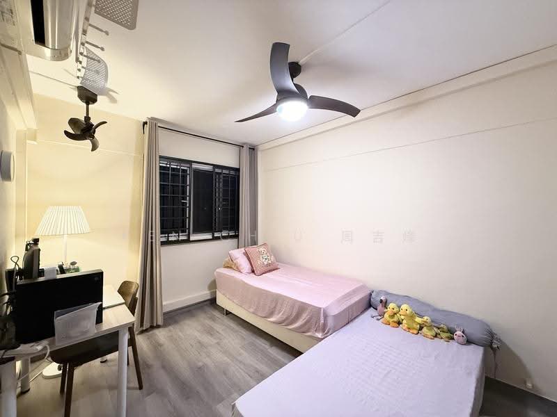 6 Lorong Lew Lian, 6 Lorong Lew Lian, Hougang / Punggol / Sengkang, 4 Bedrooms, 1,055 sqft, HDB Flat For Sale, by Ken Chiu 周吉烽, 500295196 - PropertyGuru.com.sg