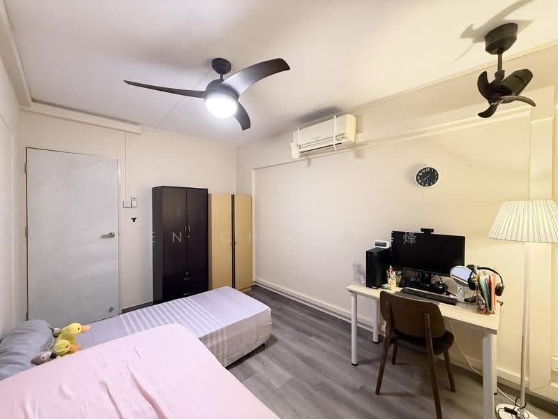 6 Lorong Lew Lian, 6 Lorong Lew Lian, Hougang / Punggol / Sengkang, 4 Bedrooms, 1,055 sqft, HDB Flat For Sale, by Ken Chiu 周吉烽, 500295196 - PropertyGuru.com.sg