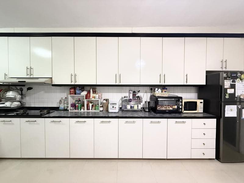6 Lorong Lew Lian, 6 Lorong Lew Lian, Hougang / Punggol / Sengkang, 4 Bedrooms, 1,055 sqft, HDB Flat For Sale, by Ken Chiu 周吉烽, 500295196 - PropertyGuru.com.sg