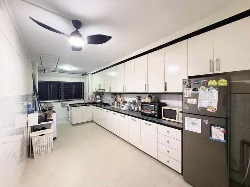 6 Lorong Lew Lian, 6 Lorong Lew Lian, Hougang / Punggol / Sengkang, 4 Bedrooms, 1,055 sqft, HDB Flat For Sale, by Ken Chiu 周吉烽, 500295196 - PropertyGuru.com.sg