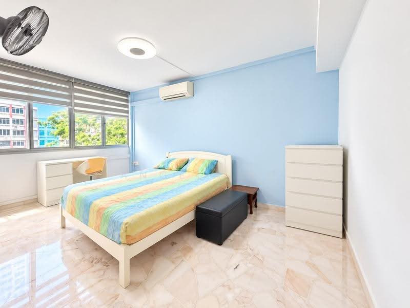 81B Lorong 4 Toa Payoh, 81B Lorong 4 Toa Payoh, Balestier / Toa Payoh, 3 Bedrooms, 103 sqft, HDB Flat For Sale, by Angela Ng, 500295220 - Bedroom - PropertyGuru.com.sg