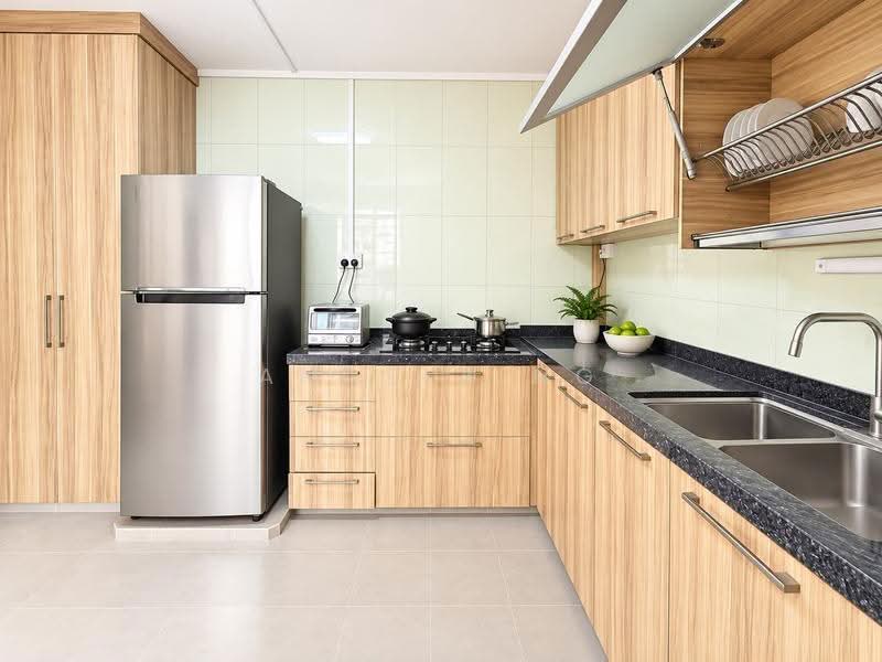 81B Lorong 4 Toa Payoh, 81B Lorong 4 Toa Payoh, Balestier / Toa Payoh, 3 Bedrooms, 103 sqft, HDB Flat For Sale, by Angela Ng, 500295220 - Kitchen - PropertyGuru.com.sg
