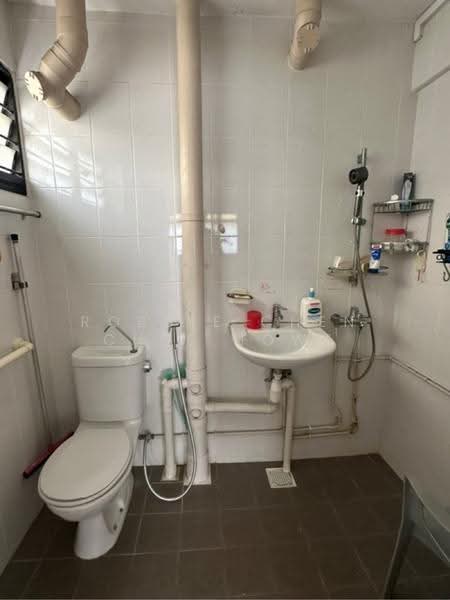 717 Clementi West Street 2, 717 Clementi West Street 2, Buona Vista / West Coast / Clementi New Town, 3 Bedrooms, 1,270 sqft, HDB Flat For Sale, by Robbie Chen Chee Howe, 500295229 - PropertyGuru.com.sg