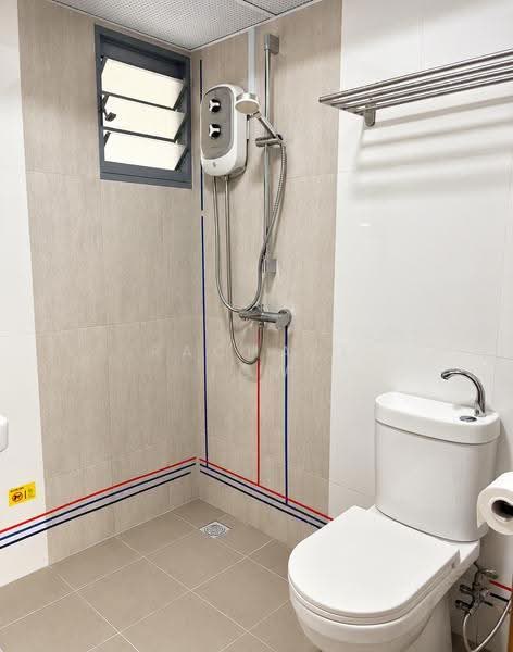 657A Punggol East, 657A Punggol East, Hougang / Punggol / Sengkang, Room Rental, 100 sqft, HDB Flat For Rent, by Rachael Low, 500295236 - Bathroom - PropertyGuru.com.sg