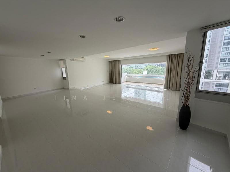 Living / Dining