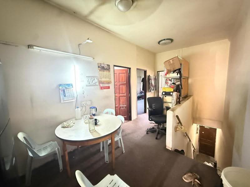 290 Changi road, Changi Road, Eunos / Geylang / Paya Lebar, 3 Bedrooms, 1,076 sqft, Shophouse For Sale, by Jeron Lee, 500295261 - Dining Room - PropertyGuru.com.sg