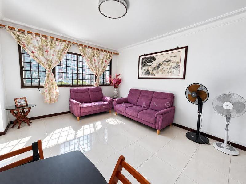 537 Serangoon North Avenue 4, 537 Serangoon North Avenue 4, Hougang / Punggol / Sengkang, 4 Bedrooms, 1,582 sqft, HDB Flat For Sale, by Amelia Ang, 500295268 - Living Room - PropertyGuru.com.sg