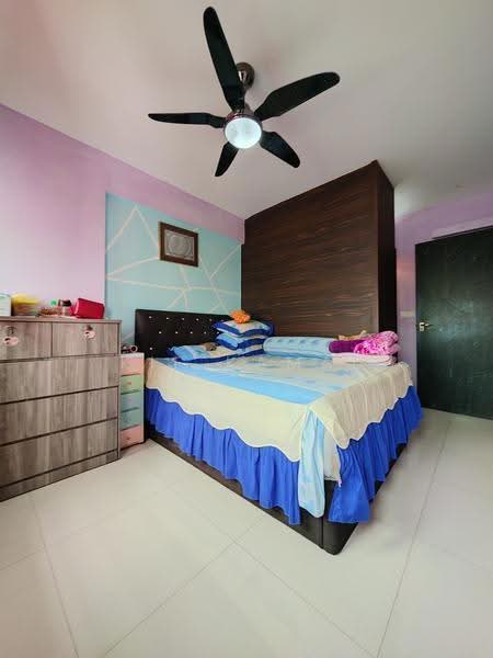 365D Upper Serangoon Road, 365D Upper Serangoon Road, Hougang / Punggol / Sengkang, 2 Bedrooms, 721 sqft, HDB Flat For Sale, by Kif Kamal, 500295269 - Bedroom - PropertyGuru.com.sg
