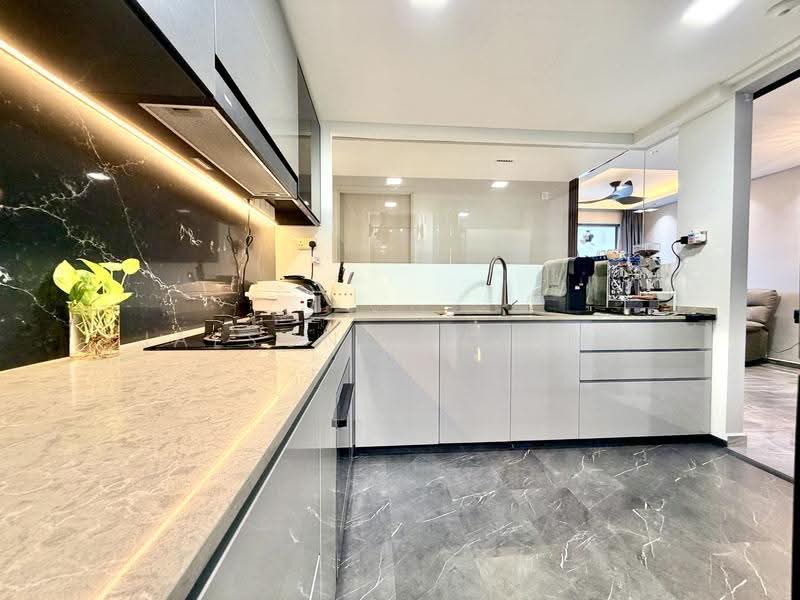 The Terrace, 100 Edgedale Plains, Hougang / Punggol / Sengkang, 3 Bedrooms, 1,076 sqft, Condominium For Sale, by Jaeson Lin 林暉盛, 500295320 - Kitchen - PropertyGuru.com.sg