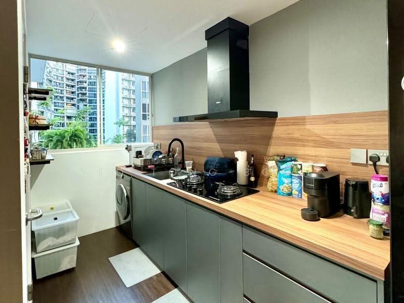 Heron Bay, 61 Upper Serangoon View, Hougang / Punggol / Sengkang, 3 Bedrooms, 1,227 sqft, Condominium For Sale, by Yeo Tong Boon, 500295333 - Kitchen - PropertyGuru.com.sg