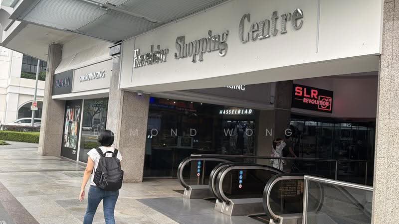 Excelsior Hotel, 5 Coleman Street, City Hall / Clarke Quay, 215 sqft, Mall Shop For Rent, by Edmond Wong, 500295337 - CommercialGuru.com.sg