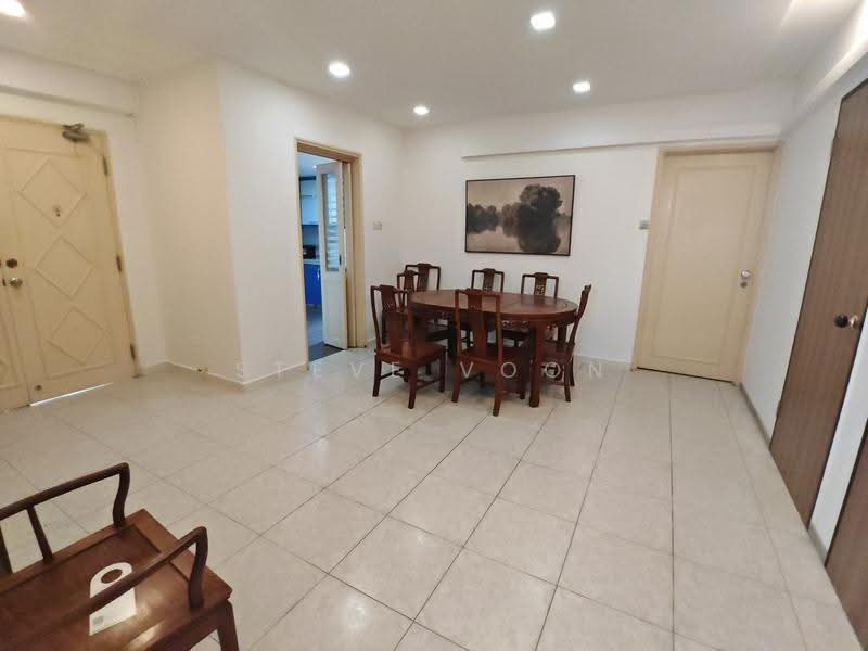 Emerald Park, 2 Indus Road, Alexandra / Commonwealth, Room Rental, 200 sqft, Condominium For Rent, by Steve Voon, 500295341 - Dining Room - PropertyGuru.com.sg