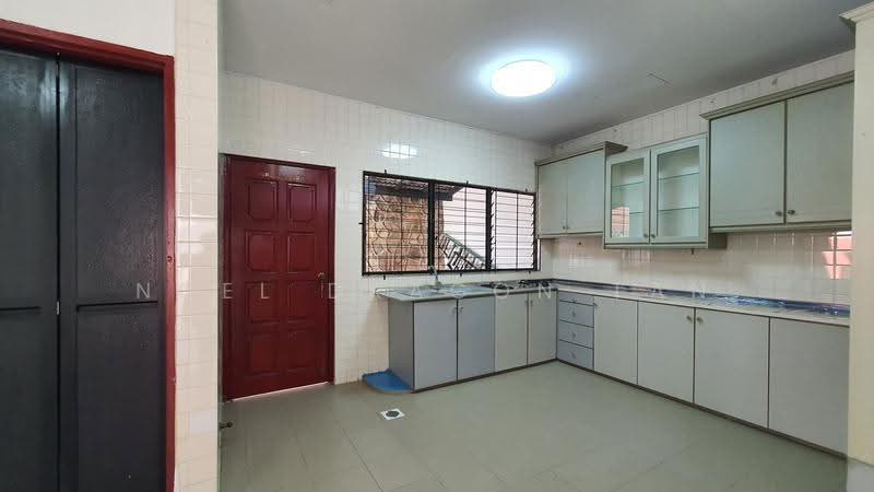 Sembawang Springs Estate, Jalan Salang, Sembawang / Yishun, 4 Bedrooms, 1,106 sqft, Semi-Detached House For Rent, by Noel DRAGON Tan, 500295342 - Kitchen - PropertyGuru.com.sg