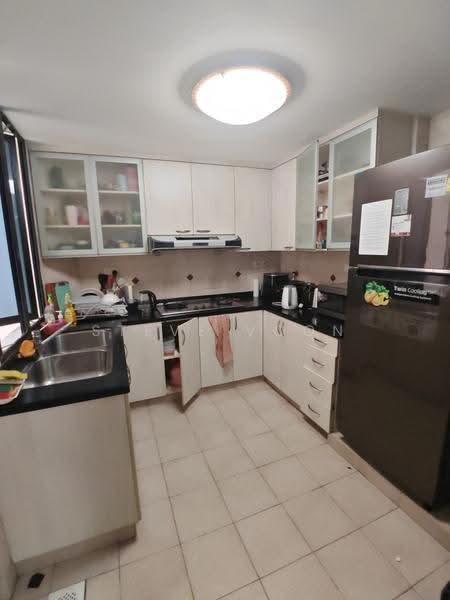 Simsville, 8 Geylang East Avenue 2, Eunos / Geylang / Paya Lebar, Room Rental, 100 sqft, Condominium For Rent, by Steve Voon, 500295350 - Kitchen - PropertyGuru.com.sg