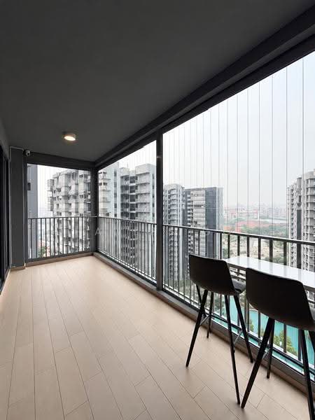 The Florence Residences, 89 Hougang Avenue 2, Hougang / Punggol / Sengkang, 4 Bedrooms, 1,281 sqft, Condominium For Sale, by Charles Goy, 500295351 - Balcony - PropertyGuru.com.sg
