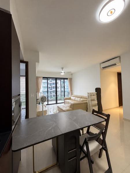 The Florence Residences, 89 Hougang Avenue 2, Hougang / Punggol / Sengkang, 4 Bedrooms, 1,281 sqft, Condominium For Sale, by Charles Goy, 500295351 - Living Room - PropertyGuru.com.sg