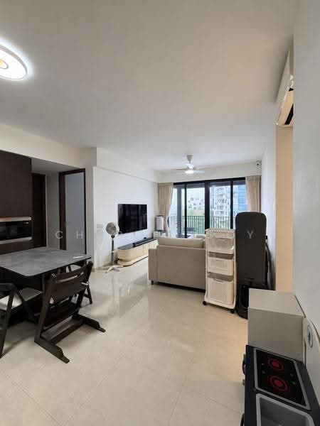 The Florence Residences, 89 Hougang Avenue 2, Hougang / Punggol / Sengkang, 4 Bedrooms, 1,281 sqft, Condominium For Sale, by Charles Goy, 500295351 - Living Room - PropertyGuru.com.sg