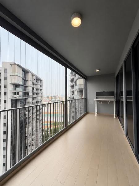 The Florence Residences, 89 Hougang Avenue 2, Hougang / Punggol / Sengkang, 4 Bedrooms, 1,281 sqft, Condominium For Sale, by Charles Goy, 500295351 - Balcony - PropertyGuru.com.sg