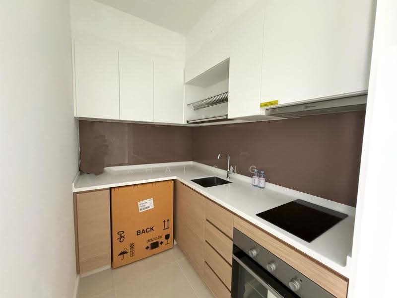 Treasure at Tampines, 13 Tampines Lane, Pasir Ris / Tampines, 2 Bedrooms, 678 sqft, Condominium For Rent, by Khai sng, 500295376 - Kitchen - PropertyGuru.com.sg