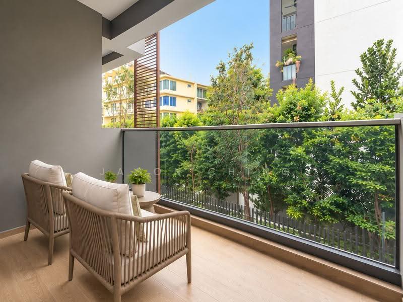 Orchard Sophia, 128 Sophia Road, Orchard / River Valley, 1 Bedroom, 474 sqft, Condominium For Rent, by Jason Ching, 500295381 - Balcony - PropertyGuru.com.sg