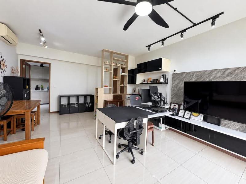 Bellewoods, 102 Woodlands Avenue 5, Admiralty / Woodlands, 4 Bedrooms, 1,152 sqft, Executive Condominium For Sale, by Chew Lih Yuan, 500295414 - Study - PropertyGuru.com.sg