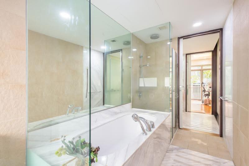The Teneriffe, 294 Laurel Wood Avenue, Tanglin / Holland / Bukit Timah, 5 Bedrooms, 3,122 sqft, Cluster House For Sale, by Clifton Ong, 500295415 - Bathroom - PropertyGuru.com.sg