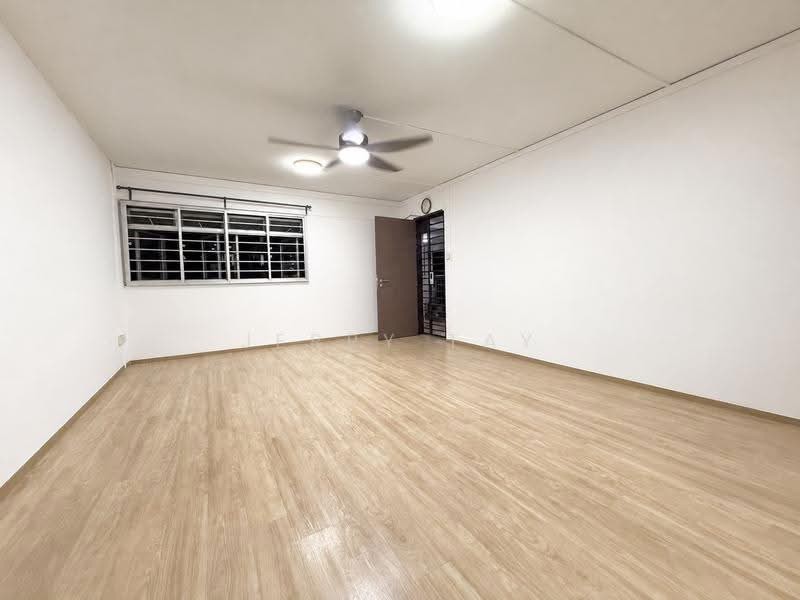 315 Clementi Avenue 4, 315 Clementi Avenue 4, Buona Vista / West Coast / Clementi New Town, 3 Bedrooms, 980 sqft, HDB Flat For Sale, by Jerry Tay, 500295419 - Living Room - PropertyGuru.com.sg
