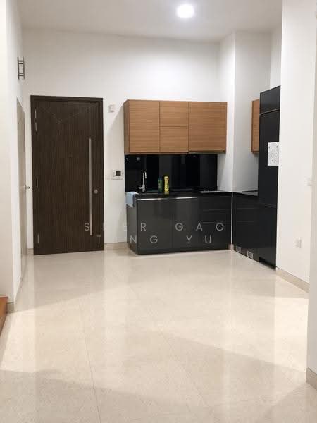 Stellar RV, 408 River Valley Road, Tanglin / Holland / Bukit Timah, 2 Bedrooms, 903 sqft, Condominium For Sale, by Sher Gao Ting Yu, 500295475 - Kitchen - PropertyGuru.com.sg