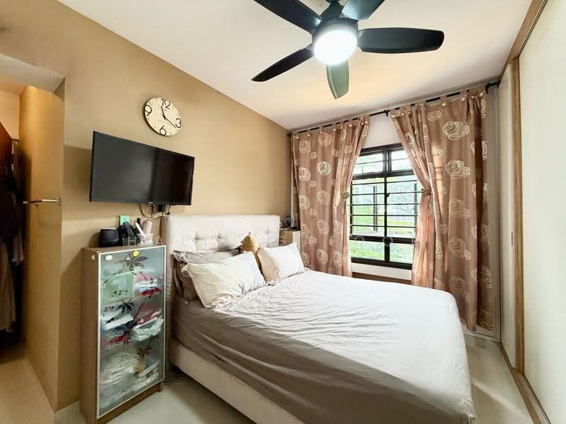 79D Toa Payoh Central, 79D Toa Payoh Central, Balestier / Toa Payoh, 3 Bedrooms, 980 sqft, HDB Flat For Sale, by Halim Gafoor, 500295485 - Bedroom - PropertyGuru.com.sg