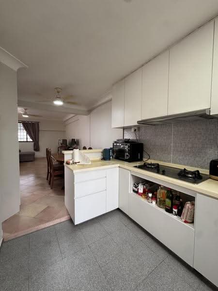 211 Tampines Street 23, 211 Tampines Street 23, Pasir Ris / Tampines, 2 Bedrooms, 742 sqft, HDB Flat For Sale, by Rusydi Yusoff, 500295487 - Kitchen - PropertyGuru.com.sg