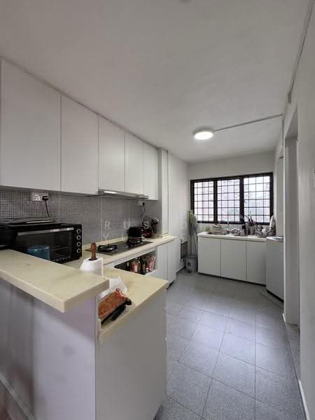 211 Tampines Street 23, 211 Tampines Street 23, Pasir Ris / Tampines, 2 Bedrooms, 742 sqft, HDB Flat For Sale, by Rusydi Yusoff, 500295487 - Kitchen - PropertyGuru.com.sg