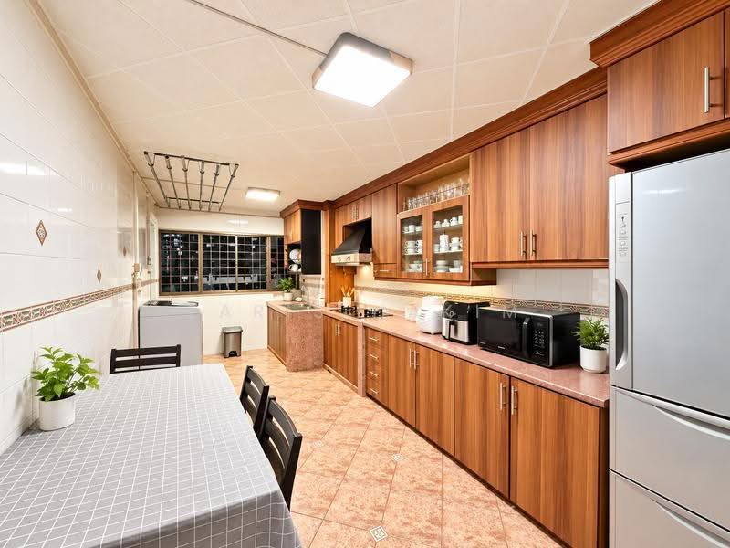 752 Yishun Street 72, 752 Yishun Street 72, Sembawang / Yishun, 3 Bedrooms, 980 sqft, HDB Flat For Sale, by Faris Hakim, 500295491 - Kitchen - PropertyGuru.com.sg